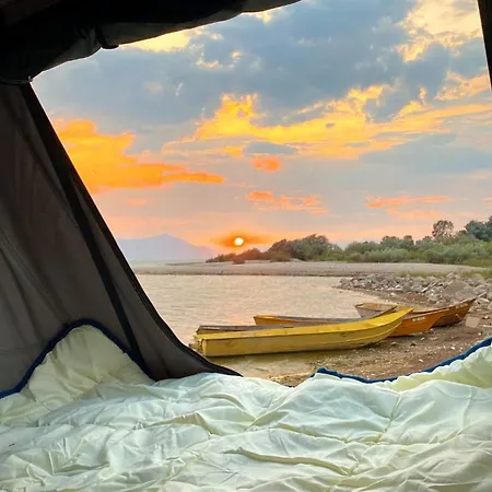 Lodi Campers Campismo de Luxo Theth