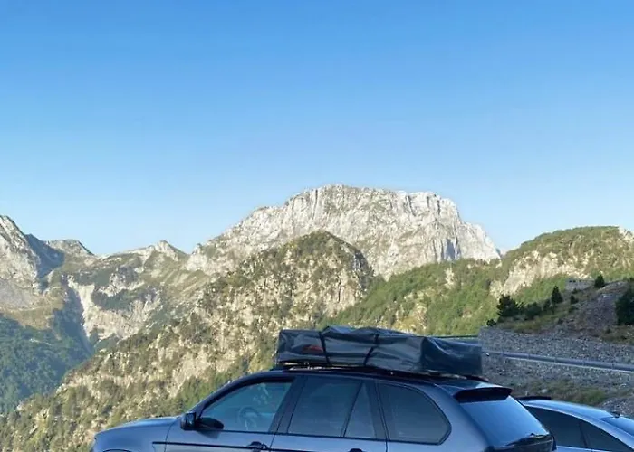 Lodi Campers 泰斯